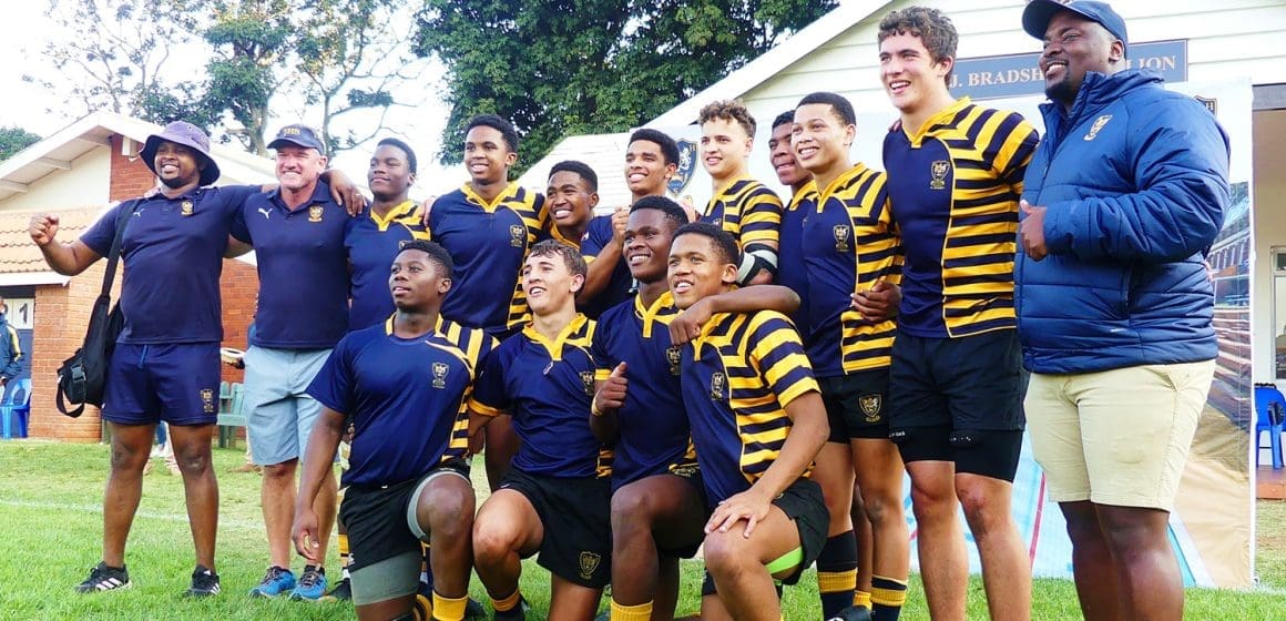 DHS storms to u17 and u15 High School Sevens titles at home