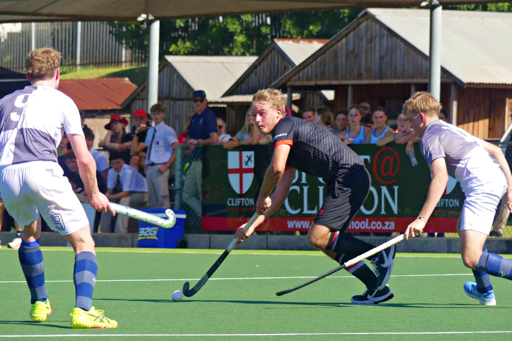 As always, captain Zach Williamson impressed with his massive work rate, but it wasn't quite enough to help Clifton to victory. (Photo: Brad Morgan)