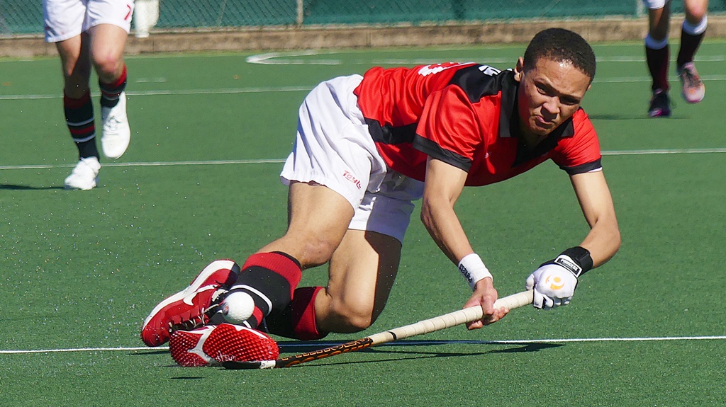 Maritzburg College's slick ball movement opened up opportunities and brought College four goals. (Photo: Brad Morgan).