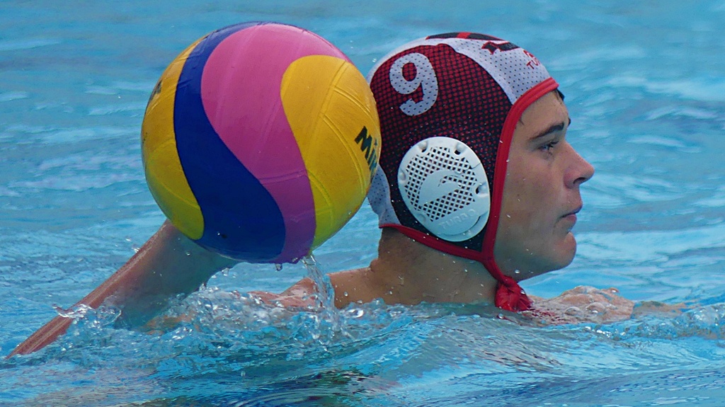 An established water polo power, with a rich tradition of excellence, Clifton is always a serious challenger in their own pool. (Photo: Brad Morgan)