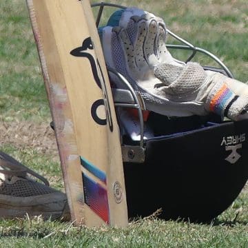 cricket-bat-helmet-gloves-091125 (1) Du Toit wins cricket for Westville, Saints basketball wins in OT