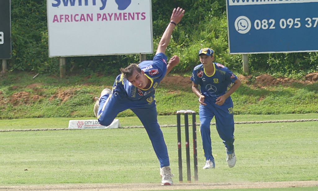 Waterkloof's Christiaan Smit produced a decisive spell, capturing 3/7 in his side's crucial win over DHS. (Photo: Brad Morgan)