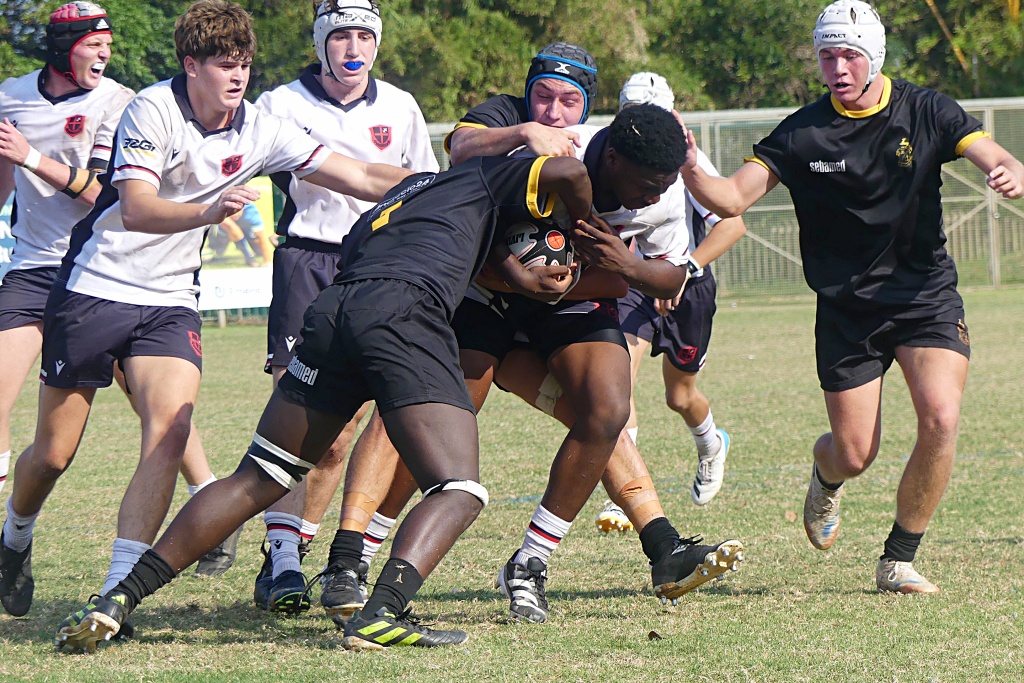 Pushed all the way to the final whistle, St David's Marist Inanda's defence stood firm to prevent Clifton's late bid for victory. (Photo: Brad Morgan)
