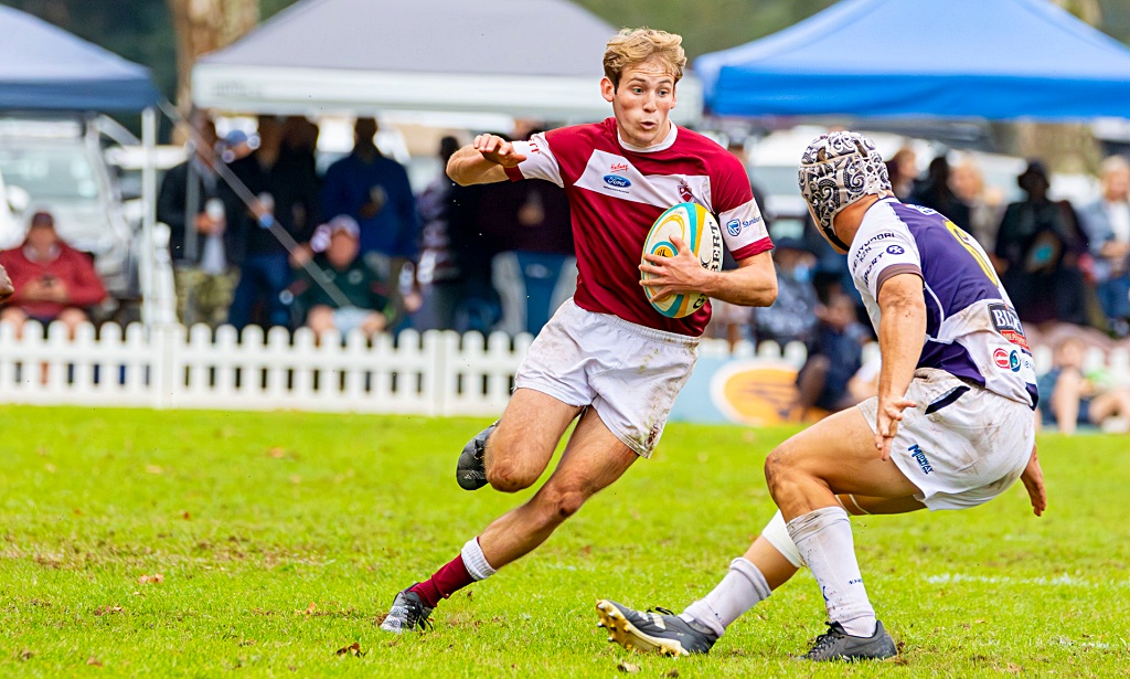 Fynn Verbaan scored the first try of the match to give Kearsney the lead in the first half. (Photo: Tamlyn Gabin).