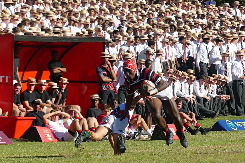 A key decision went against Maritzburg College when Lwanzo Vyambwera broke a tackle, but was brought to ground without being held. He regained his footing and raced through to dot down. The referee, though, penalised the wing for not releasing the ball when he went to ground. (Photo: Brad Morgan). 