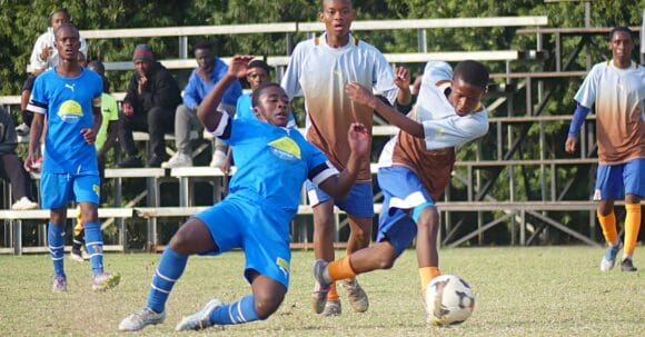 football-carter-edendale-010926 Carter lifts Jody Momplé FA Cup, College ousted in semis