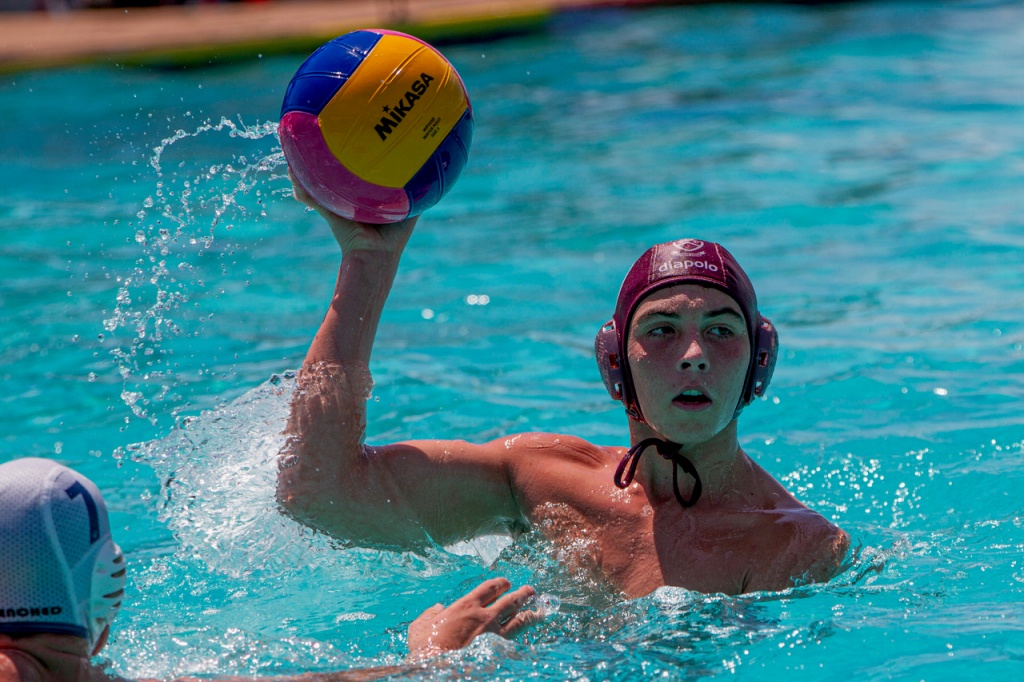 Jaden Dellar prepares to pass as Kearsney goes on the attack. 